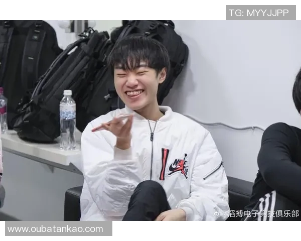 吴敏专访：从职业赛场到电竞文化的引领者之路回顾英雄联盟历程