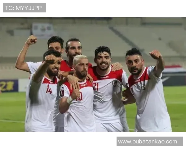 瓦斯尔与纳萨夫的激烈对决揭示了足球战术的魅力与团队合作的重要性 瓦斯尔与纳萨夫的激烈对决揭示了足球战术的魅力与团队合作的重要性