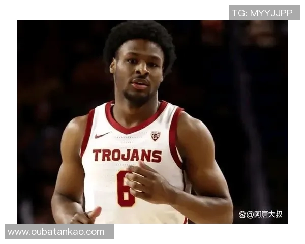 詹姆斯父子同台时刻即将来临布朗尼正式宣布参加NBA选秀