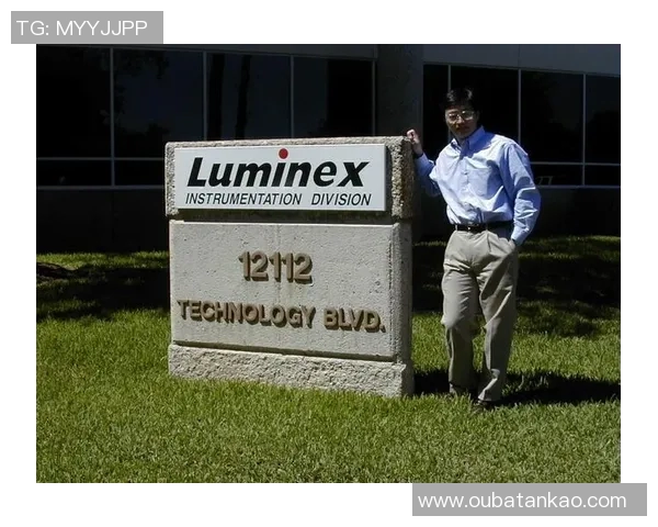 专访王娜揭秘英雄联盟成功背后的故事与策略分析