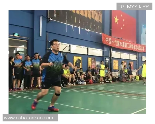重庆羽毛球队个人能力引发热议球员表现与团队协作的争论分析
